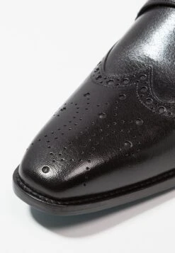 MELVIN & HAMILTON Martin- Smart Slip-Ons - Venice Black 13 MELVIN & HAMILTON Martin- Smart Slip-Ons - Venice Black -Stock X bcb96af90abd4f4793c7c6fea403e1b2