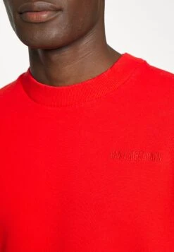 Han Kjøbenhavn Casual Crew - Sweatshirt - Red -Stock X bd07b97f0e58402db0db18195e3e10ea