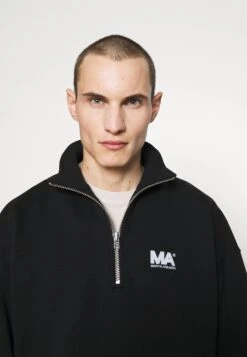 Sweatshirt - Black -Stock X bd8bd71c29954f9fb02246a87876f9fe