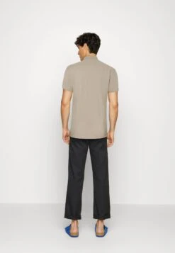 Minimum Zane - Polo Shirt - Seneca Rock -Stock X beffabd688414af8a96f426b321bb4d7