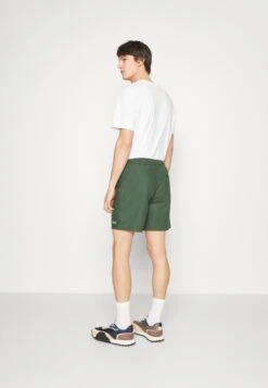 Foret Gust - Tracksuit Bottoms - Dark Green -Stock X bfd7263805824e138aadbf946d69a13e