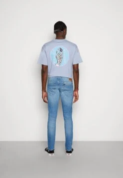 Lee Luke Slim - Slim Fit Jeans - Light Blue -Stock X c02c949bd2a14c8ea3b9335bb33dc60f