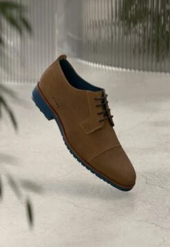 Pier One LEATHER - Lace-ups - Sabbia