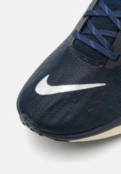 Nike Performance Zoomx Invincible Run Fk 3 - Neutral Running Shoes - College Navy/Metallic Silver/Midnight Navy/Black/Platinum Tint -Stock X c0776fe7371f4d29bd3bfa53c73c82fc