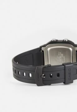 Casio Unisex - Digital Watch - Black -Stock X c19a4e46ade54b8faa9d831fc5aafc1a