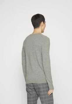 Jumper - Grey -Stock X c1a39f8758f646f7bfe0c072d733062c