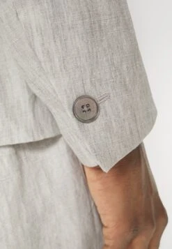 Emporio Armani Giacca - Blazer Jacket - Grigio Piuma -Stock X c3280317f4134590823b8e3149b3b042