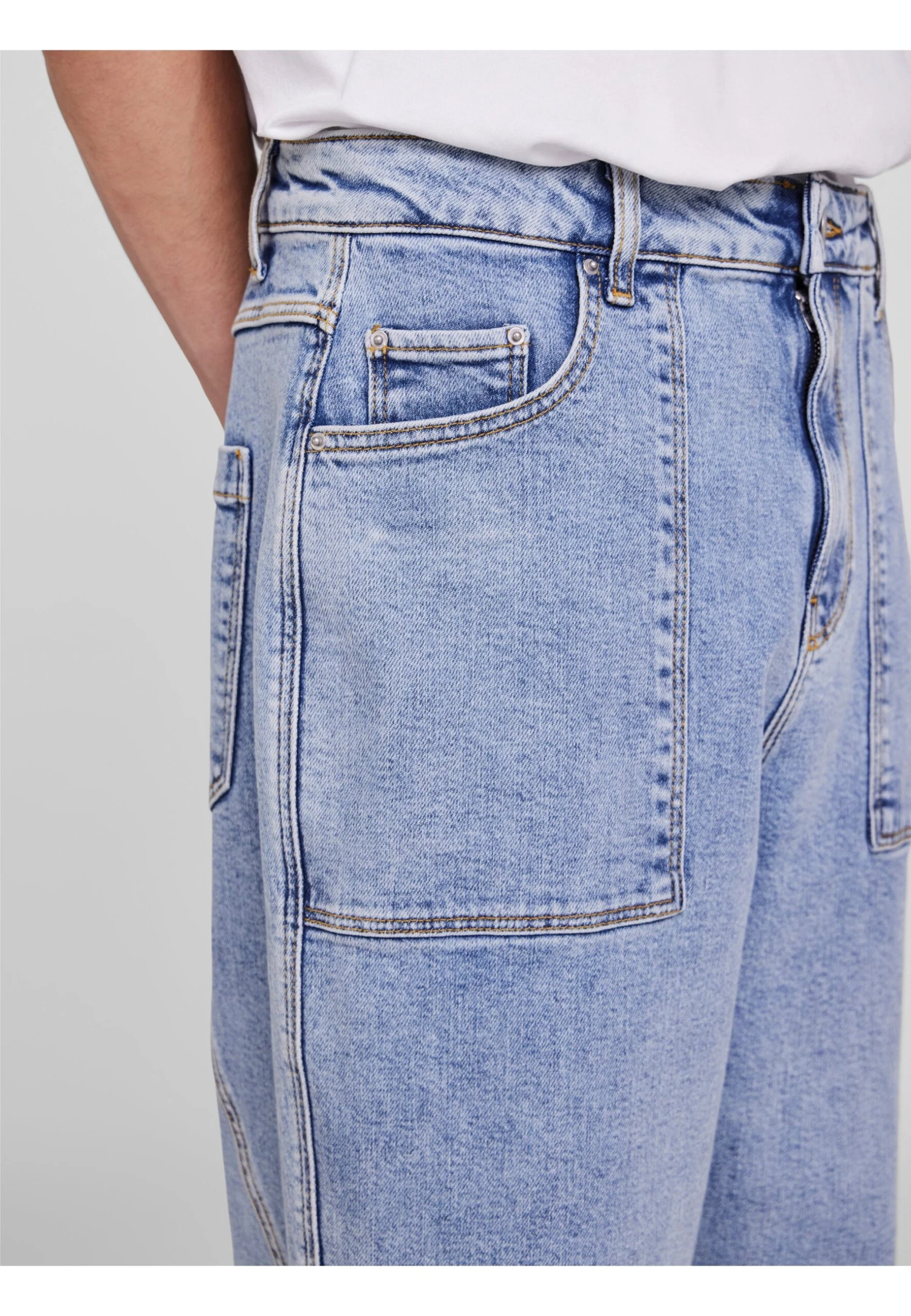 Munir Wide Unisex - Relaxed Fit Jeans - Medium Blue Denim 6 Munir Wide Unisex - Relaxed Fit Jeans - Medium Blue Denim - Image 4