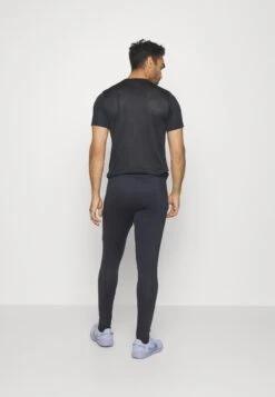 Nike Performance Chelsea London Strike Pant - Club Wear - Pitch Blue/Club Gold -Stock X c37156f3c06a46c586f4ffd5585ca55b