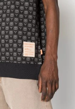 CARLO COLUCCI Pullunder - Sweatshirt - Black -Stock X c3c732b83c7644f2b6dc6431fbb38067