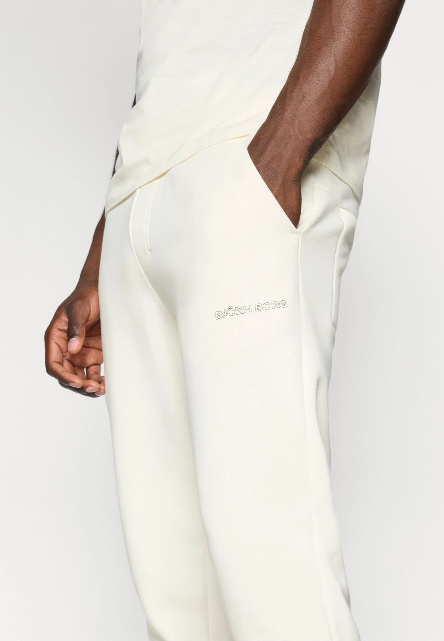 BJØRN BORG ESSENTIAL - Tracksuit Bottoms - Tofu 6 BJØRN BORG ESSENTIAL - Tracksuit Bottoms - Tofu - Image 4