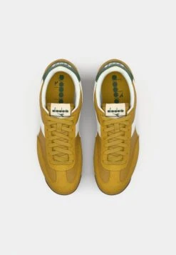 Diadora CROSS UNISEX - Trainers - Harvest Gold /greener Pastures -Stock X c3ecdac633384b6883d5295925cb108e
