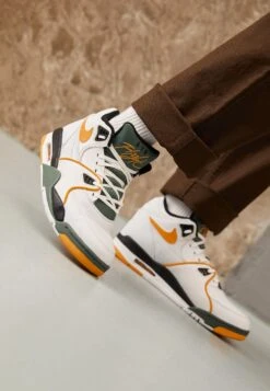 Nike Sportswear Air Flight 89 - High-Top Trainers - White/Del Sol/Black -Stock X c5589ab5cb7c411e9864d82521be6bd5