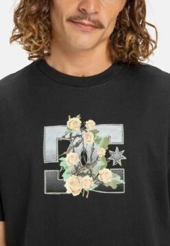 DC SHOES ROSE AND THORN STAR - Print T-shirt - Kvj Black -Stock X c7a1eed3c8534f19bfbb119cc29bcfe8