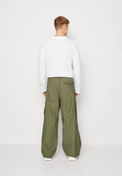 SAMSØE SAMSØE Planet Trousers - Cargo Trousers - Beetle -Stock X c81d1d28bad9481b8d7ae55a27f72855