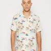 Scotch & Soda Short Sleeved Camp Shirt - Shirt - White Palmtree Island -Stock X c85f3bd7d80143d9bcb827c60dbfafb9