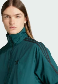 Adidas Originals FIREBIRD TT - Training Jacket - Aurora Ivy Black -Stock X c866fc38ed064a6c8b4853758b28f8be