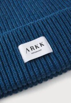 ARKK Copenhagen CLASSIC BEANIE UNISEX - Beanie - Dusty Blue -Stock X c8e06591f1fa471d9854a901fb39f49a