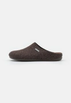 Shepherd JON - Slippers - Forest Green -Stock X c9beb99948644beeb948dc7b3c9f4c8b