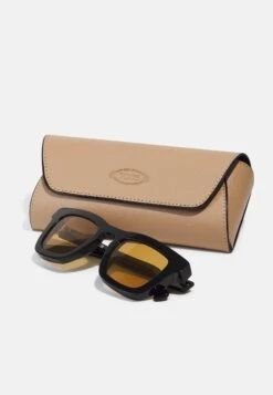 Tod's Unisex - Sunglasses - Shiny Black -Stock X ca0b623579704e64bf57fb4d81716970