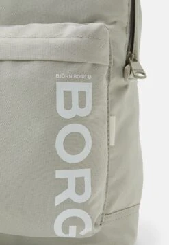 BJØRN BORG Core Street Backpack Unisex - Rucksack - Drizzle -Stock X ca6827a8b8e84ed0bd6ea5df571a516d