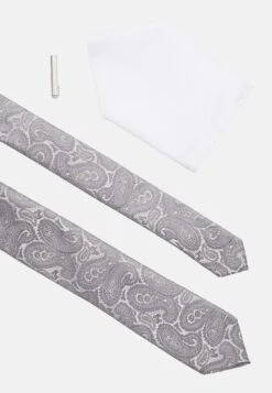 Jack & Jones Jacrick Gift Box Set - Pocket Square - Monument -Stock X ca91678f66a446e2ae6c6cabe0d0a3f3