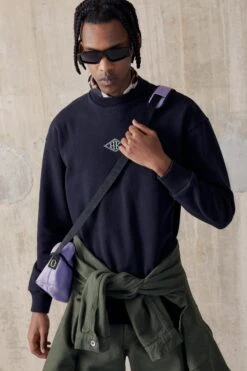 Han Kjøbenhavn Bulky Crew - Sweatshirt - Faded Black 13 Han Kjøbenhavn Bulky Crew - Sweatshirt - Faded Black -Stock X cab1bd3a448e4e908083120c42073850