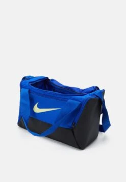 Nike Performance Brasilia Duffel Unisex - Sports Bag - Hyper Royal/Black -Stock X cad67bf02cba41b2bff016ed024c805e