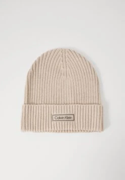 Calvin Klein PATCH CHUNKY - Beanie - Black/walnut -Stock X cada802adeac4044b7474585eb0dbabc 1