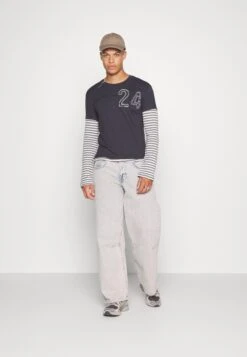 Jaded London Colossus- Relaxed Fit Jeans - Pink Acid -Stock X caf3c10181724d45b587353513d6dedc