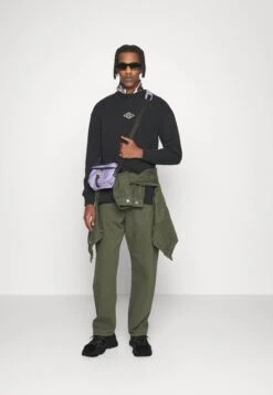 Han Kjøbenhavn Bulky Crew - Sweatshirt - Faded Black 14 Han Kjøbenhavn Bulky Crew - Sweatshirt - Faded Black -Stock X caf8297a48114cd39521c455c79265cc