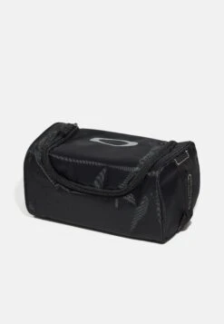 Oakley Line Miner- Ski Goggles - Matte Black/Prizm Sage Gold -Stock X cc69e5a05d7240f8b48fb93e7b5d74c9