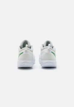 Nike Performance Zoom Court Pro - Multicourt Tennis Shoes - Off White/Kelly Green -Stock X ccc674395a70407e9056b4b5e287b7f8