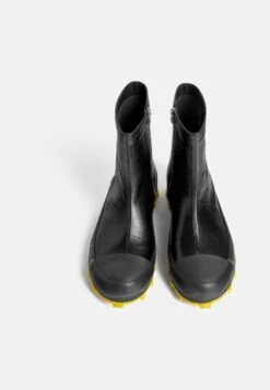 Traktori Twins - Classic Ankle Boots - Schwarz -Stock X cd386630003c4f52b44c6af0c0cbc9ba