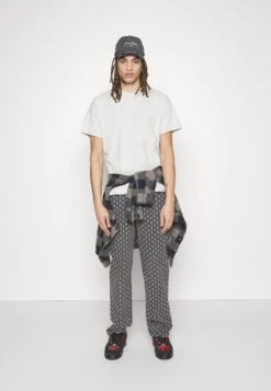 Jaded London Tyre- Print T-Shirt - White -Stock X cd3fcd14c3304cf0b52d6c81391d0332