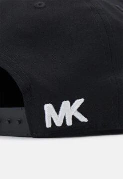Michael Kors Classic Logo Hat Unisex - Cap - Black 11 Michael Kors Classic Logo Hat Unisex - Cap - Black -Stock X cdd54b7a2fdd4097b52473194ca5c15a