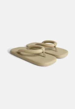 Hastalavista - T-Bar Sandals - Beige -Stock X ce90b9e600da4e8f8c778b0ad9e64395