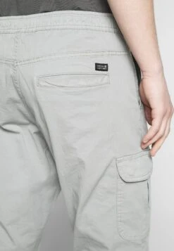 Indicode Jeans Lakeland - Cargo Trousers - Light Grey 15 Indicode Jeans Lakeland - Cargo Trousers - Light Grey -Stock X ceaef0337fb2472e9614070d5c924d05
