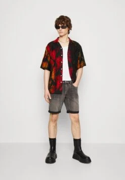 Redefined Rebel Stockholm- Denim Shorts - Mejor Black -Stock X cf2f2971d56e41d9bbee8d423c4369f7