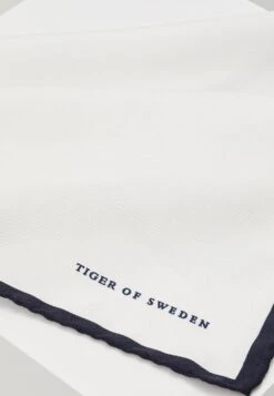 Tiger Of Sweden LUSERNA - Pocket Square - White -Stock X cfe9a90e129e4b7e97abc63bce5555cf
