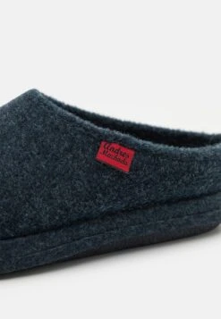 Unisex - Slippers - Marino -Stock X d0a667382bbb4fc4a49df6eabe022b62