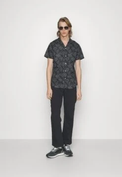 Selected Homme Shirt Aop - Shirt - Black -Stock X d20f9bfbedc3418b92aa53a1c81db291