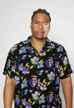 BRAVE SOUL Shirt - Black/Multi Clour Print -Stock X d22764769f46447280da5cdacbeffd84