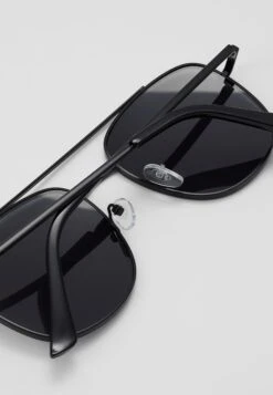 Only & Sons Onssunglasses - Sunglasses - Black 7 Only & Sons Onssunglasses - Sunglasses - Black -Stock X d24368df3e55475d87e7378d32c545a2