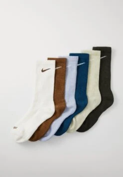Nike Performance EVERYDAY PLUS CREW UNISEX 6 PACK - Sports Socks - White/red/ Blue/gold Coloured/silver Coloured -Stock X d24e429bf6084812afc6f40162ffd113