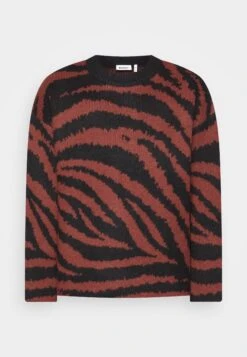 WEEKDAY Unisex Teo Graphic Sweater - Jumper - Wine Red/Black -Stock X d2687a5023ae455dab7c0aa832cd7f4a