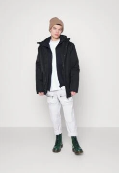 Cleptomanicx Jaybee - Winter Coat - Black -Stock X d2b4721e119e4bf9a119cfc9846a22ff