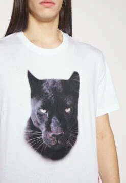 Hugo Deetah - Print T-Shirt - White 11 Hugo Deetah - Print T-Shirt - White -Stock X d40e26047fe24a46bb8295275b4bd08c