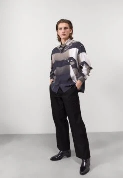 MM6 Maison Margiela Pants - Trousers - Black -Stock X d4fd20b41f3947408ee6820050cbe9e9