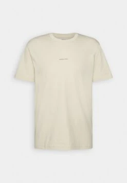 Selected Homme Slhatlas Print O-Neck - Basic T-Shirt - Oatmeal -Stock X d5dd49e1b3bc41cfbfabe3105cecfa68